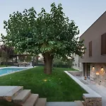 Melon Villa *